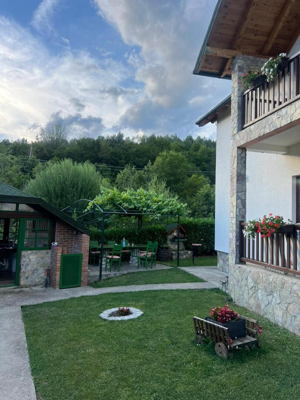 Rooms And Apartmants Mirovic Kolašin Екстериор снимка